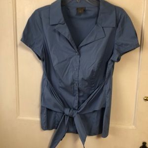 Ann Taylor Loft shirt front tie either bow or knot